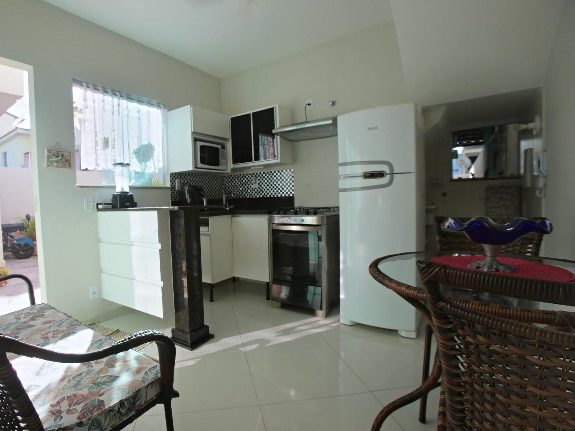 קאבו פריו Estudio Com Ar Refrigerado A 300 M Praia מראה חיצוני תמונה