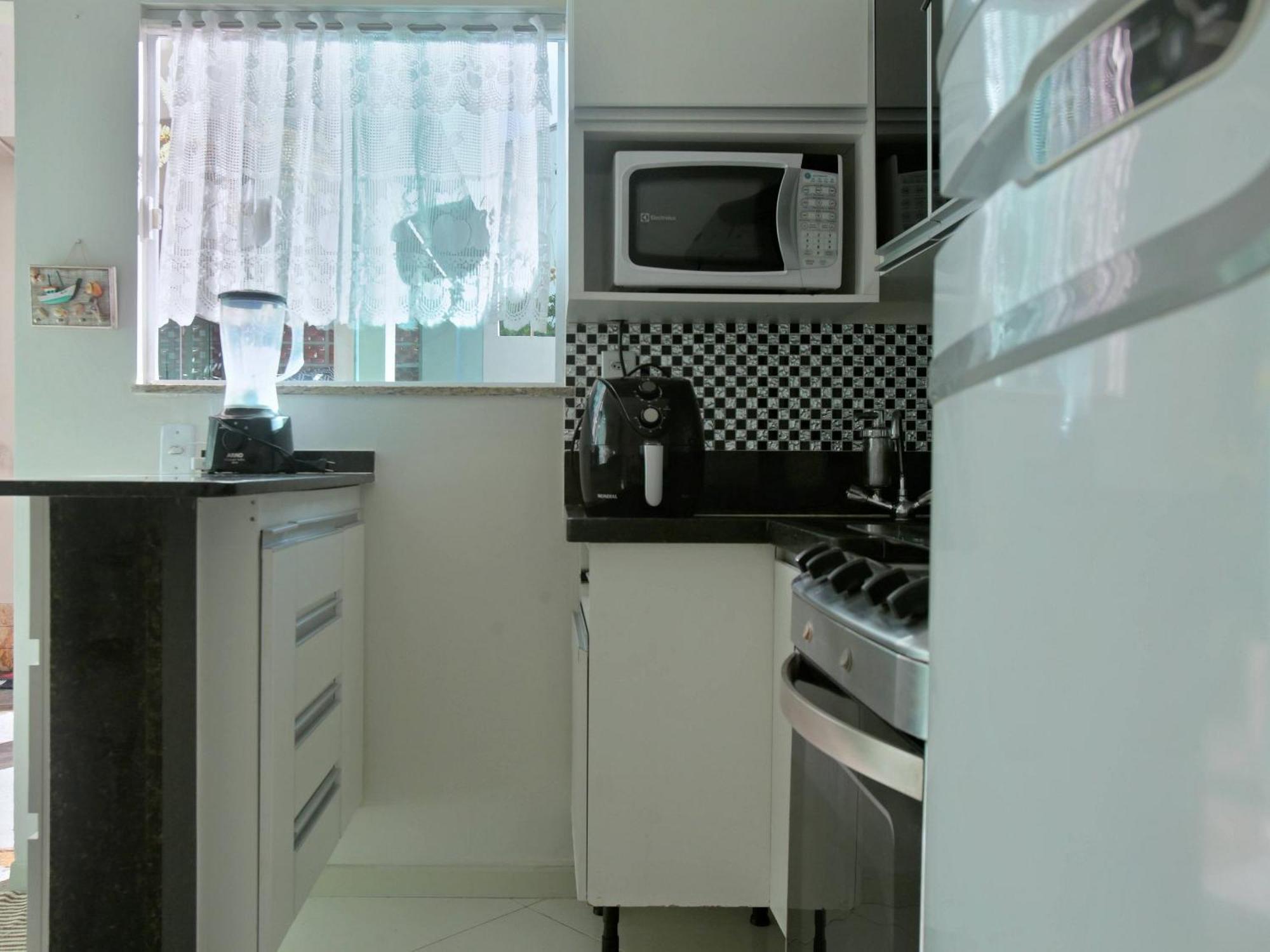 קאבו פריו Estudio Com Ar Refrigerado A 300 M Praia מראה חיצוני תמונה